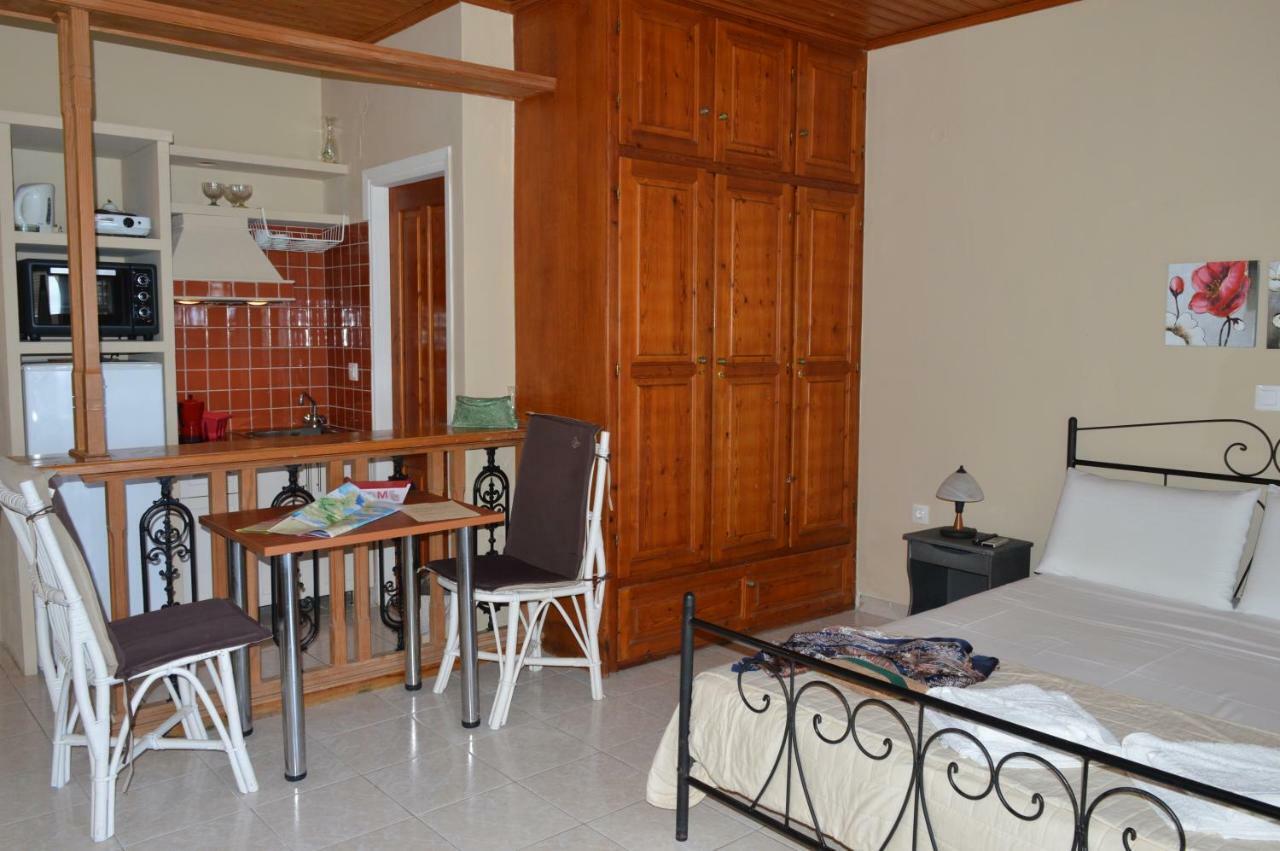Vanessa Studios Poros  Exterior foto